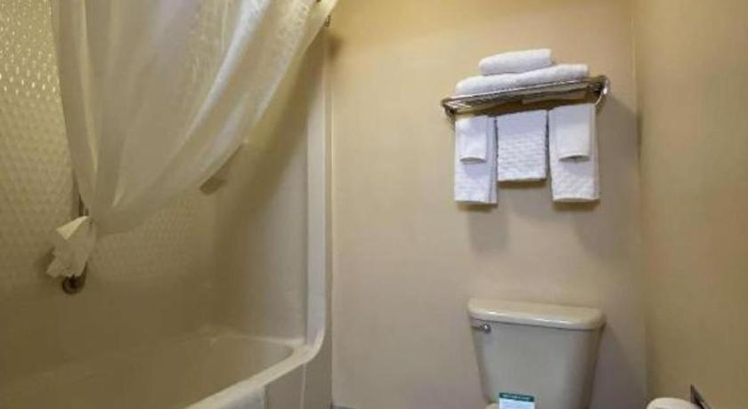 Best Western Manhattan Inn Экстерьер фото